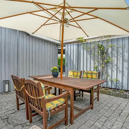 3 Bedroom Awesome In Feriehus *