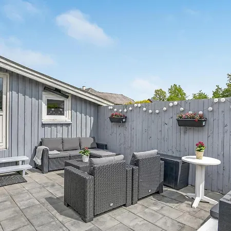 3 Bedroom Awesome In Feriehus Haderslev
